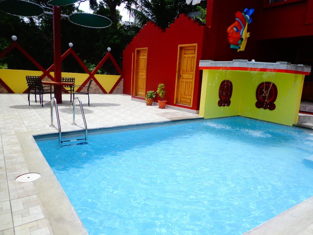 Hotel Maya Vista Tela Esterno foto