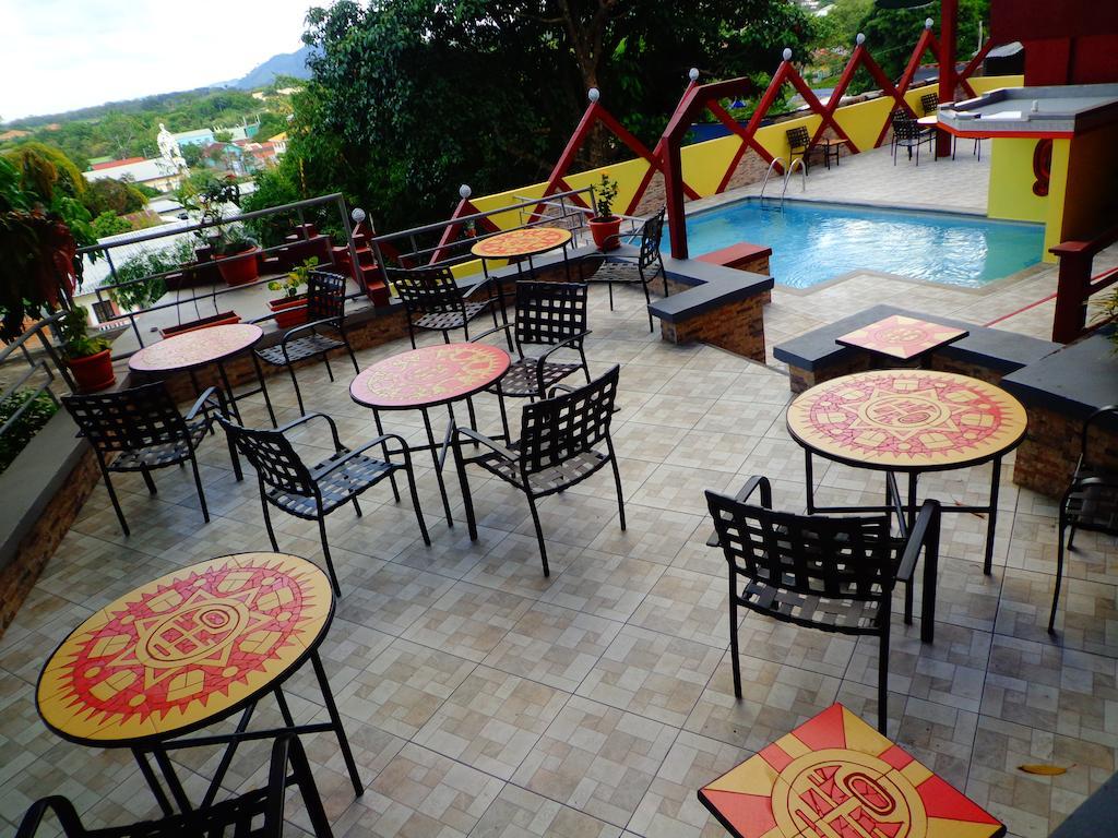 Hotel Maya Vista Tela Esterno foto